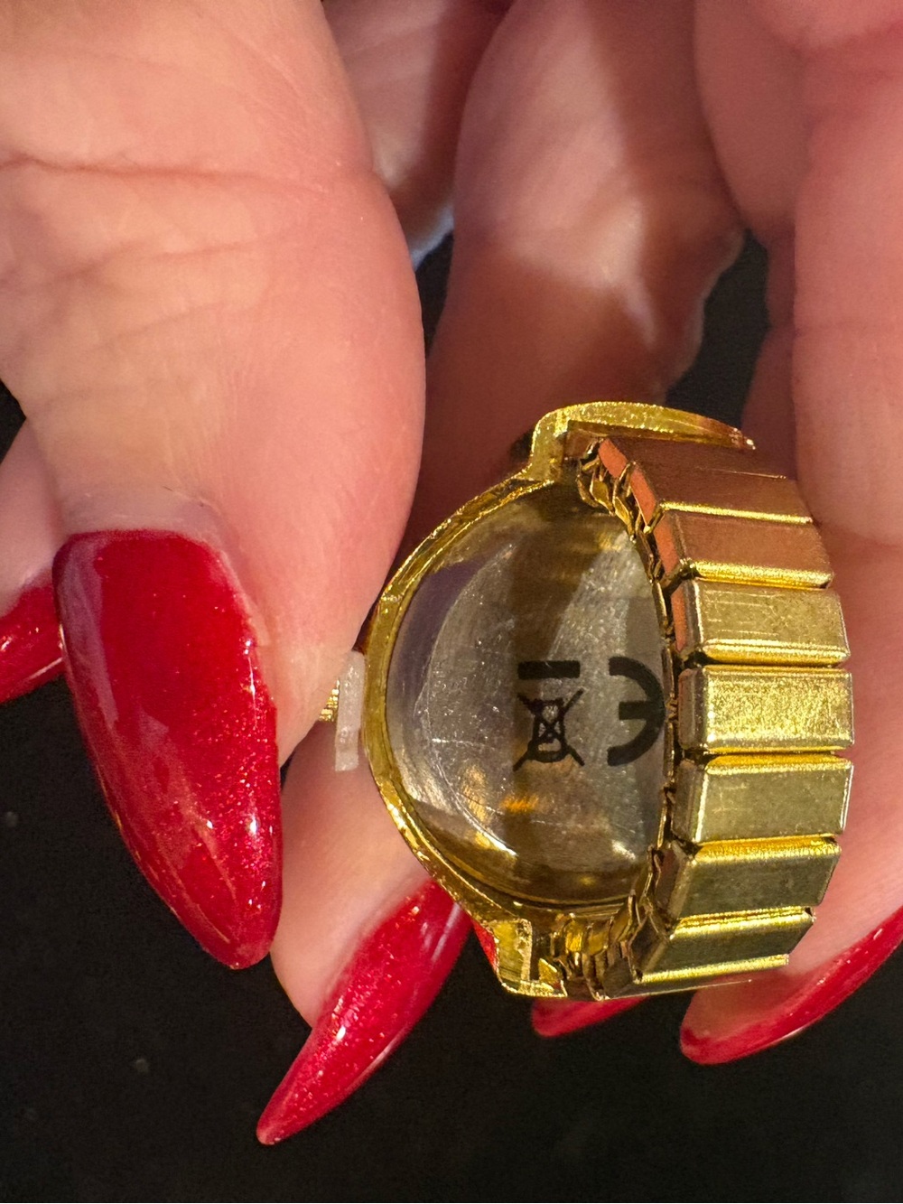Watch Ring - Picture 4 of 9